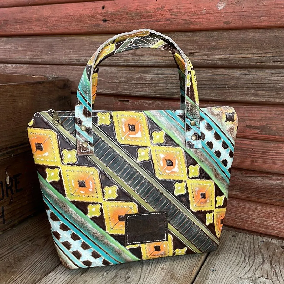 036 Feed Bag - Brindle w/ Aurora Navajo