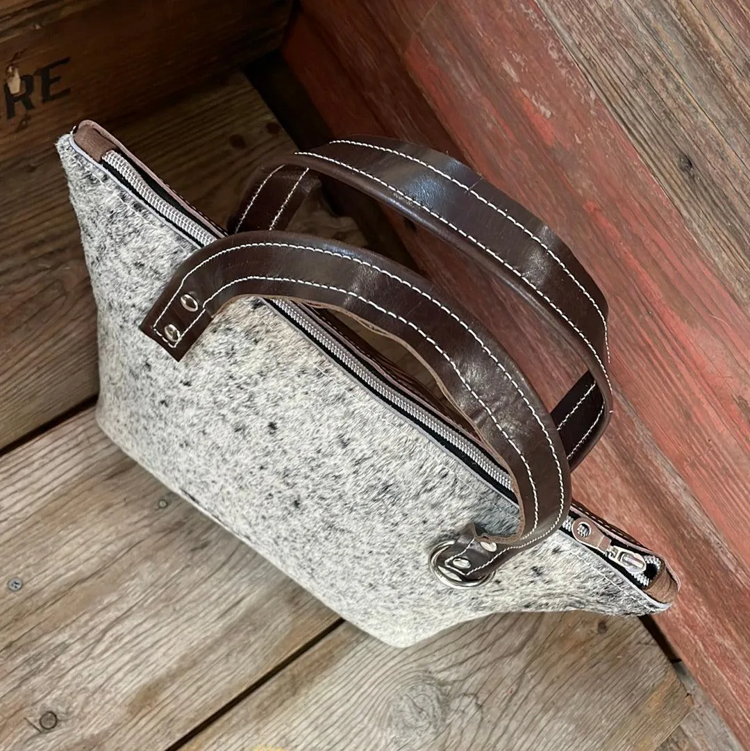 044 Feed Bag - B&W Speckle w/ Mahogany Brands