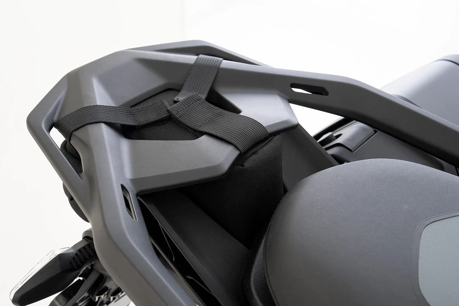 BMW R 1300 GS Luggage - Rear Seat Pouch