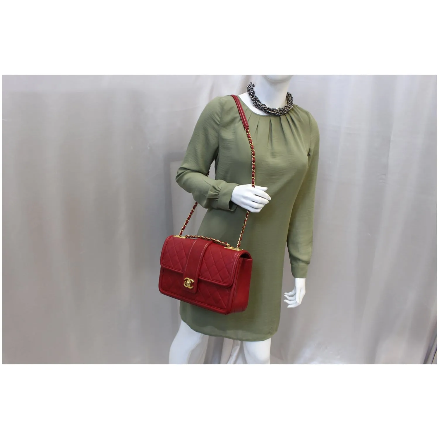 CHANEL Large Elegant CC Flap Calfskin Leather Shoulder Bag Red