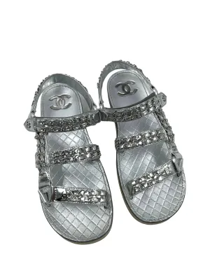 Chanel Size 39.5 Silver Leather Dad Chain Sandals