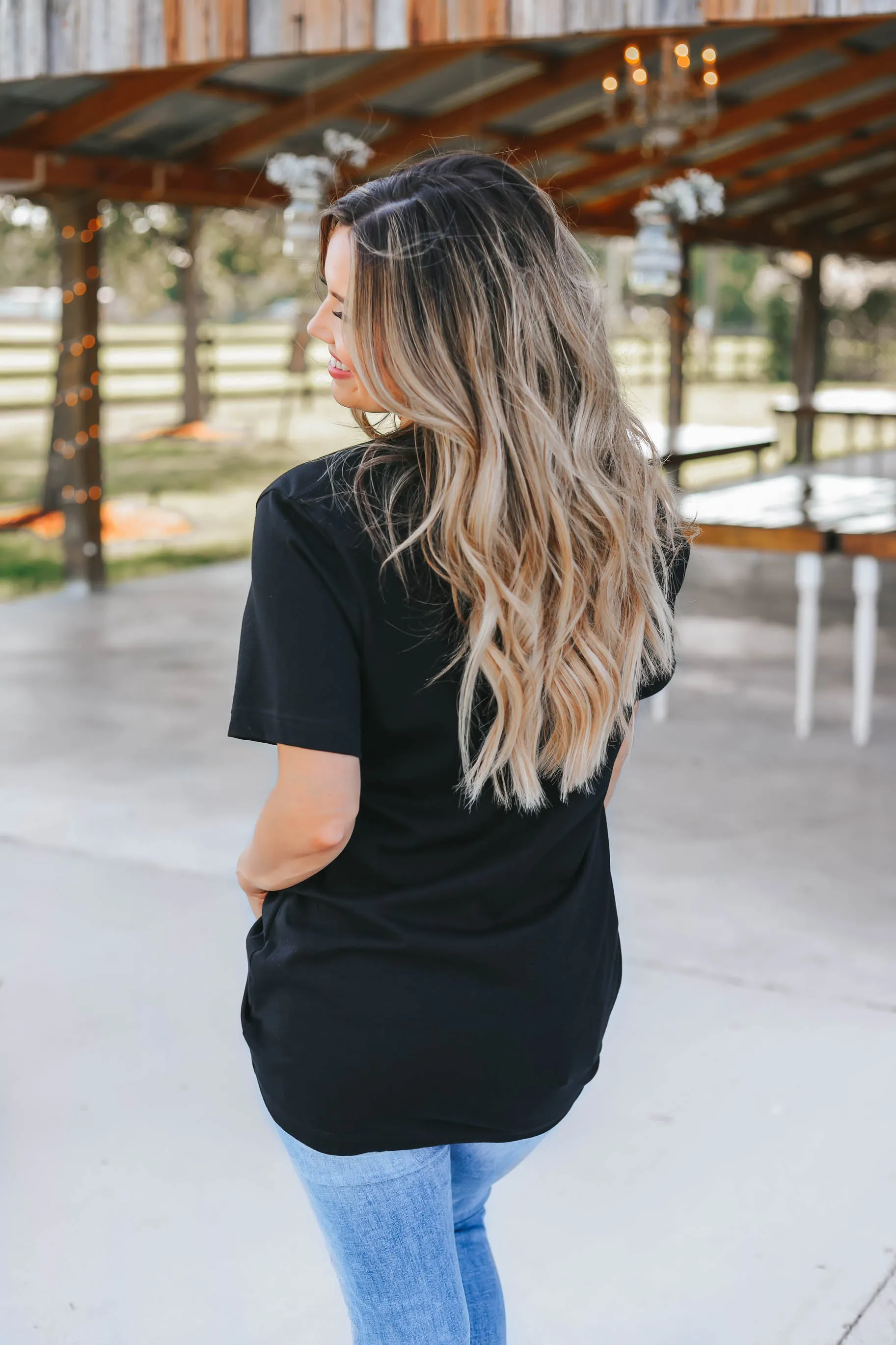 Count Blessings Not Calories Graphic Tee - Black