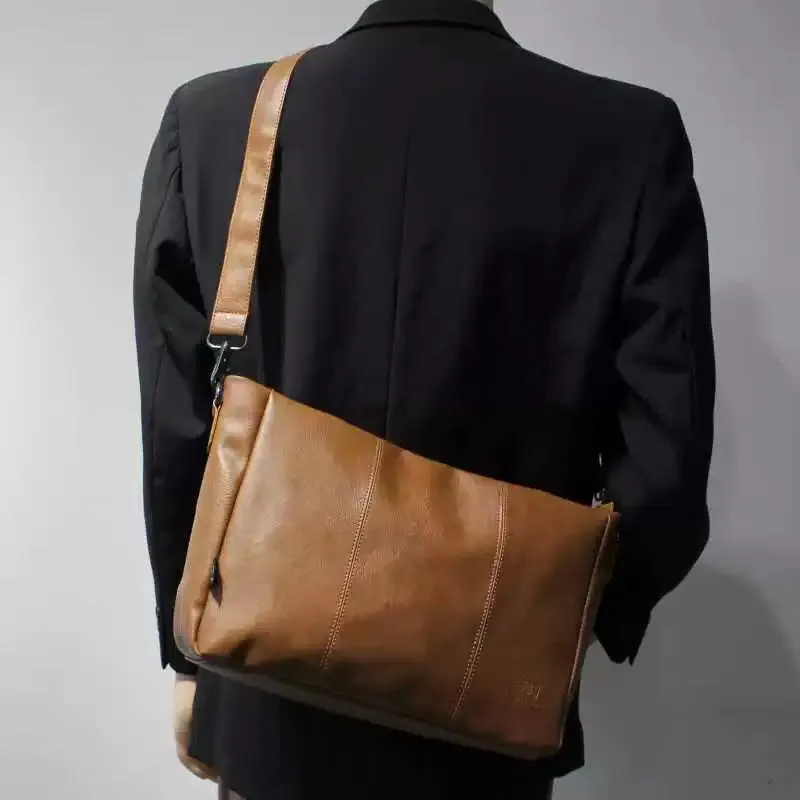 Elegant Leather Shoulder Bag