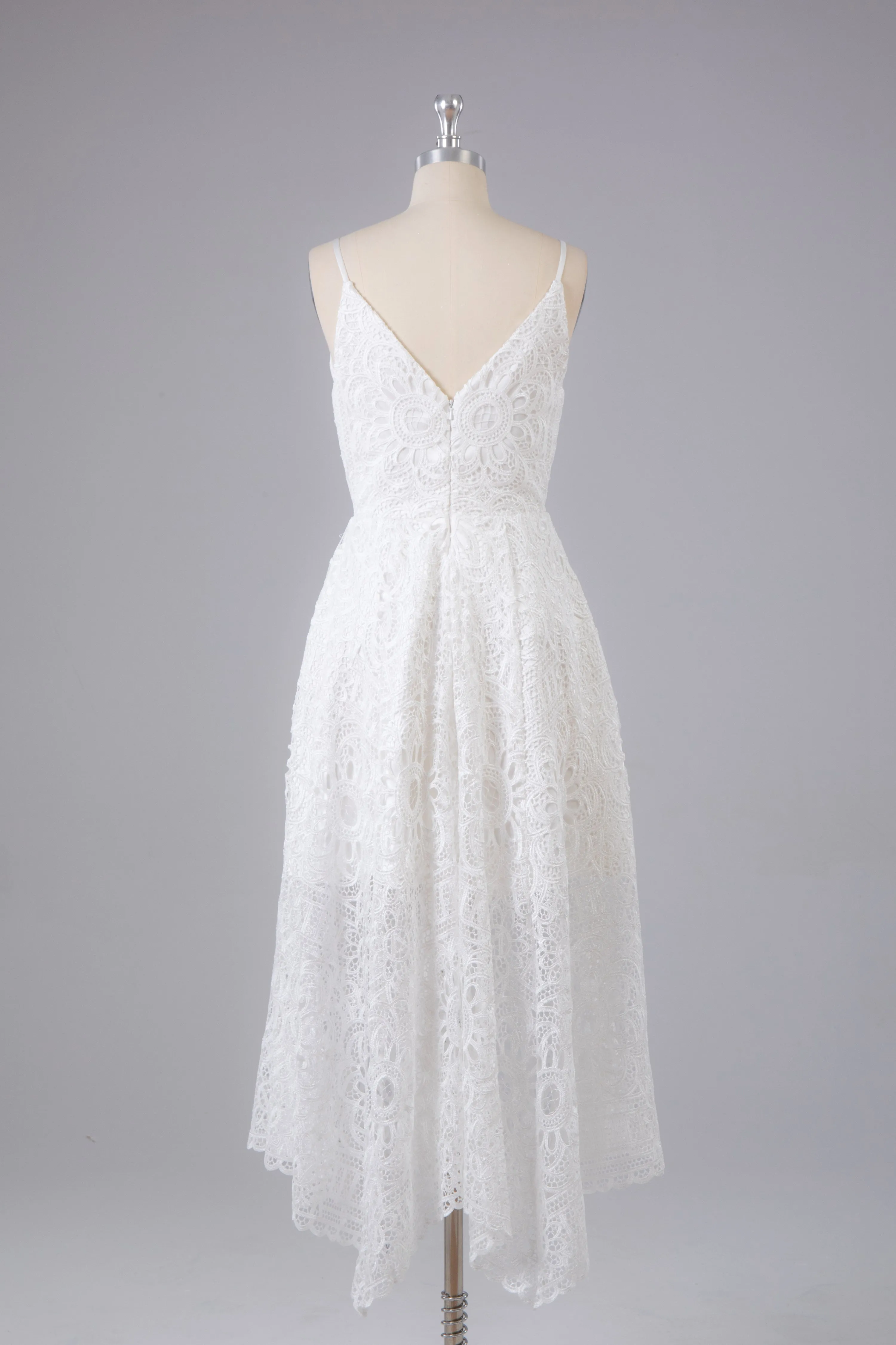 Elegant Spaghetti Straps V Neck Lace Prom Dress