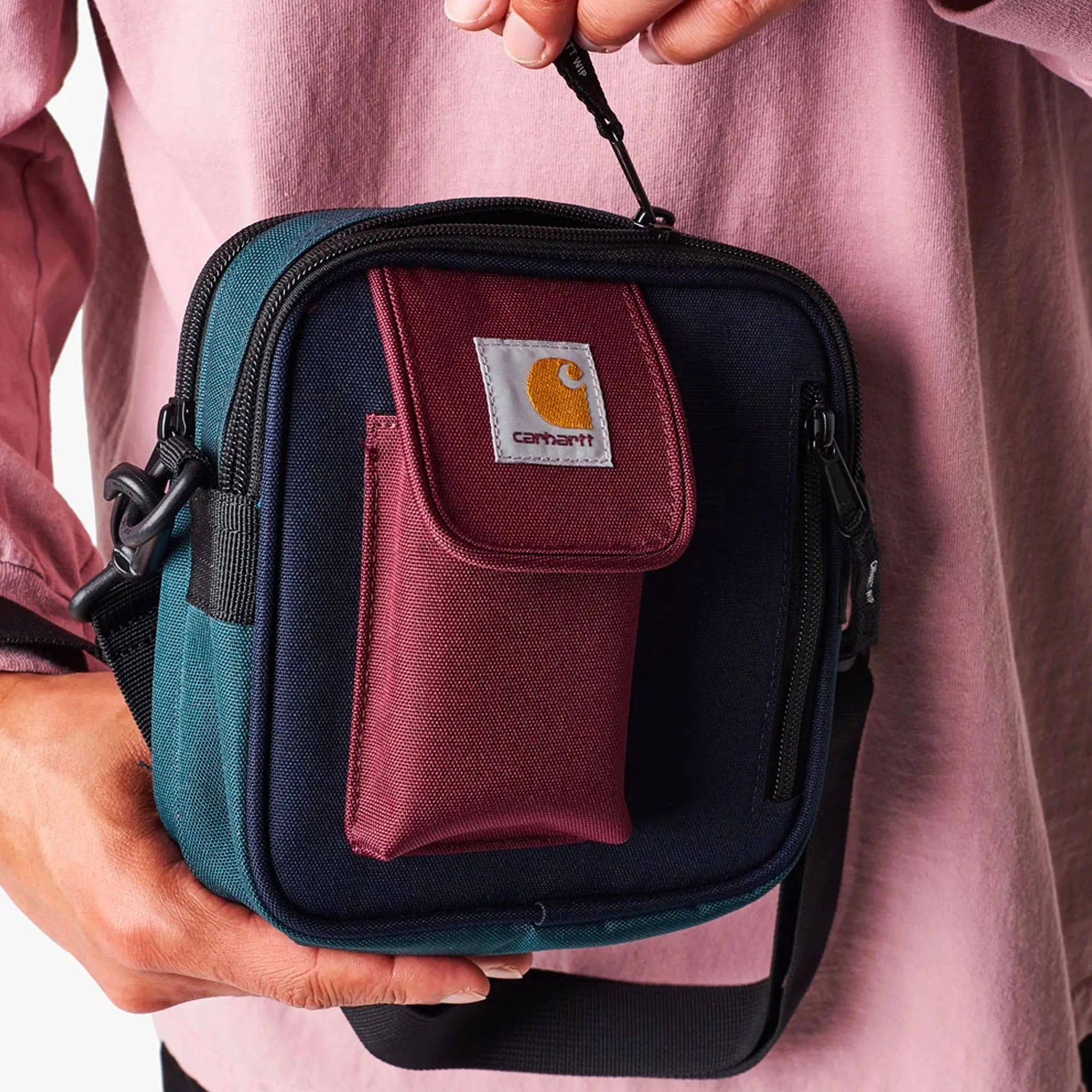 Essentials Bag Small (Multi color)