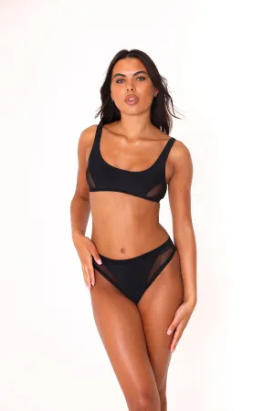 Mesh brief