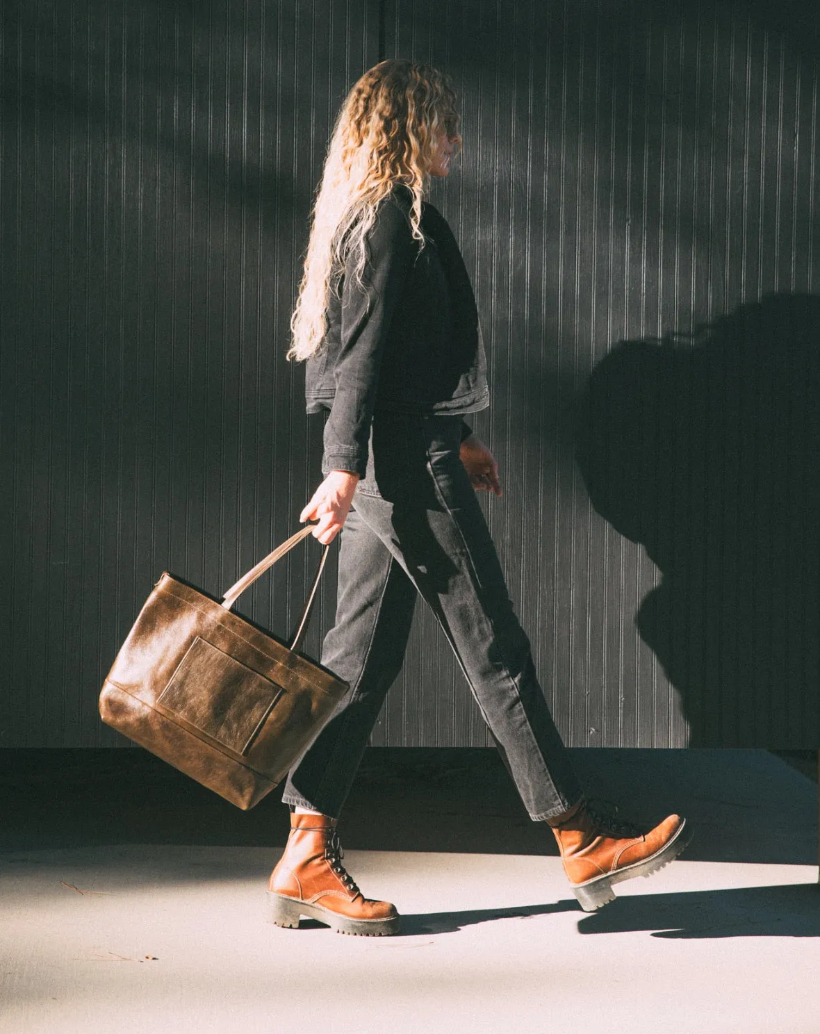 NEW! Marlowe Shia Tote