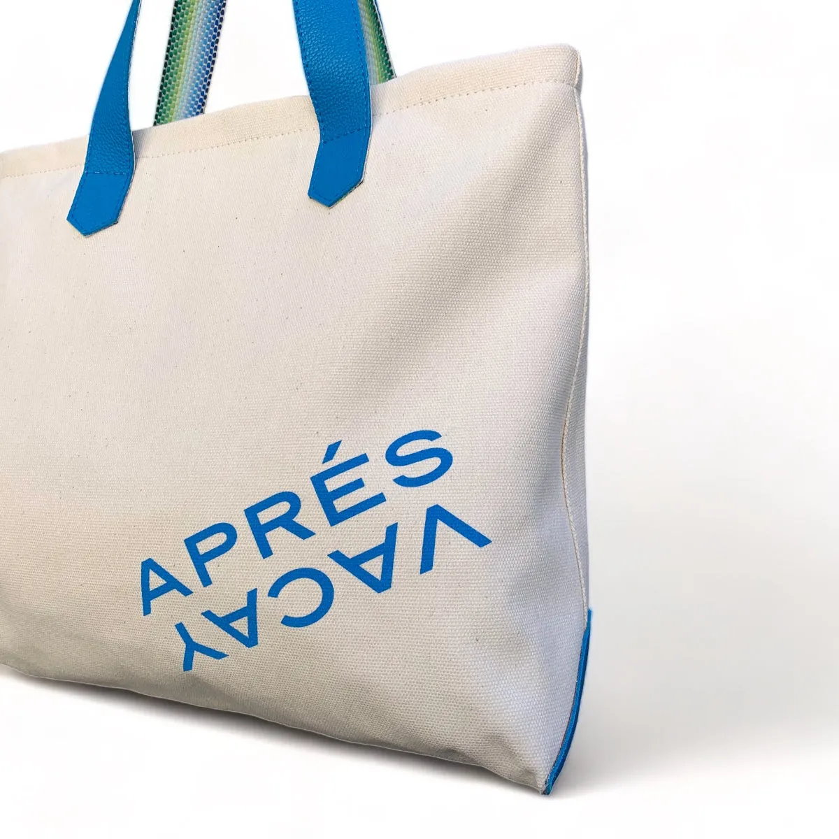 Play   Aprés Bag - APRÉS VACAY in Lagoon Blue
