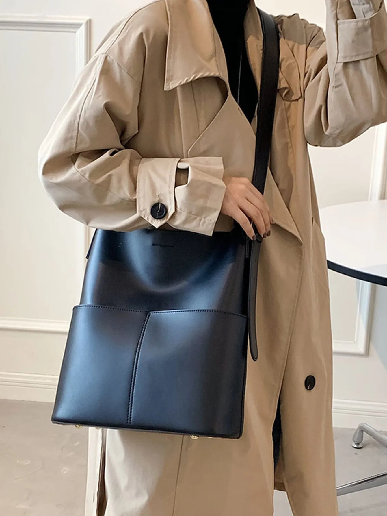 Pocket Front Design Buckle Detail Bucket Bag - Black