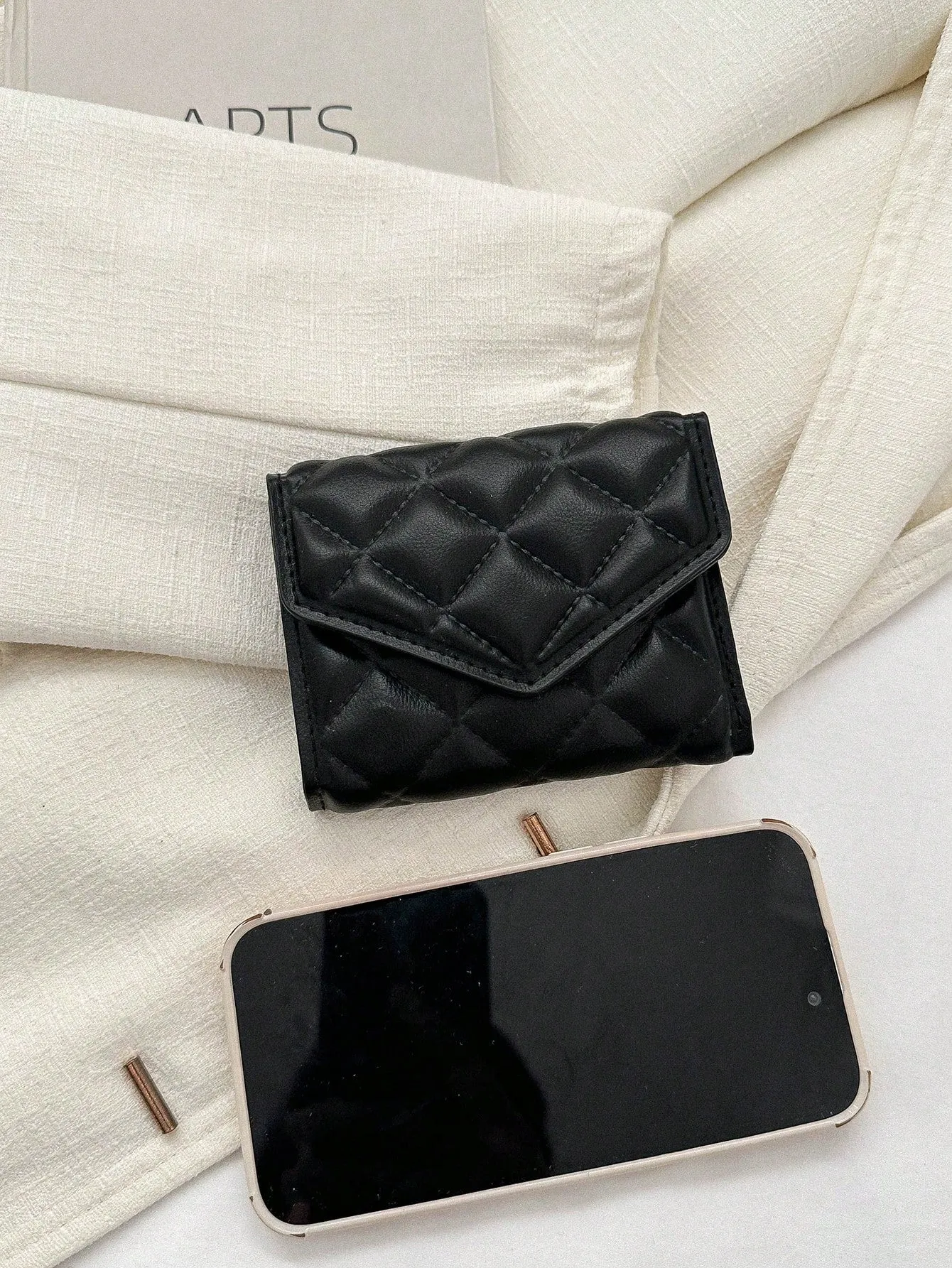 Quilted Diamond Short Wallet