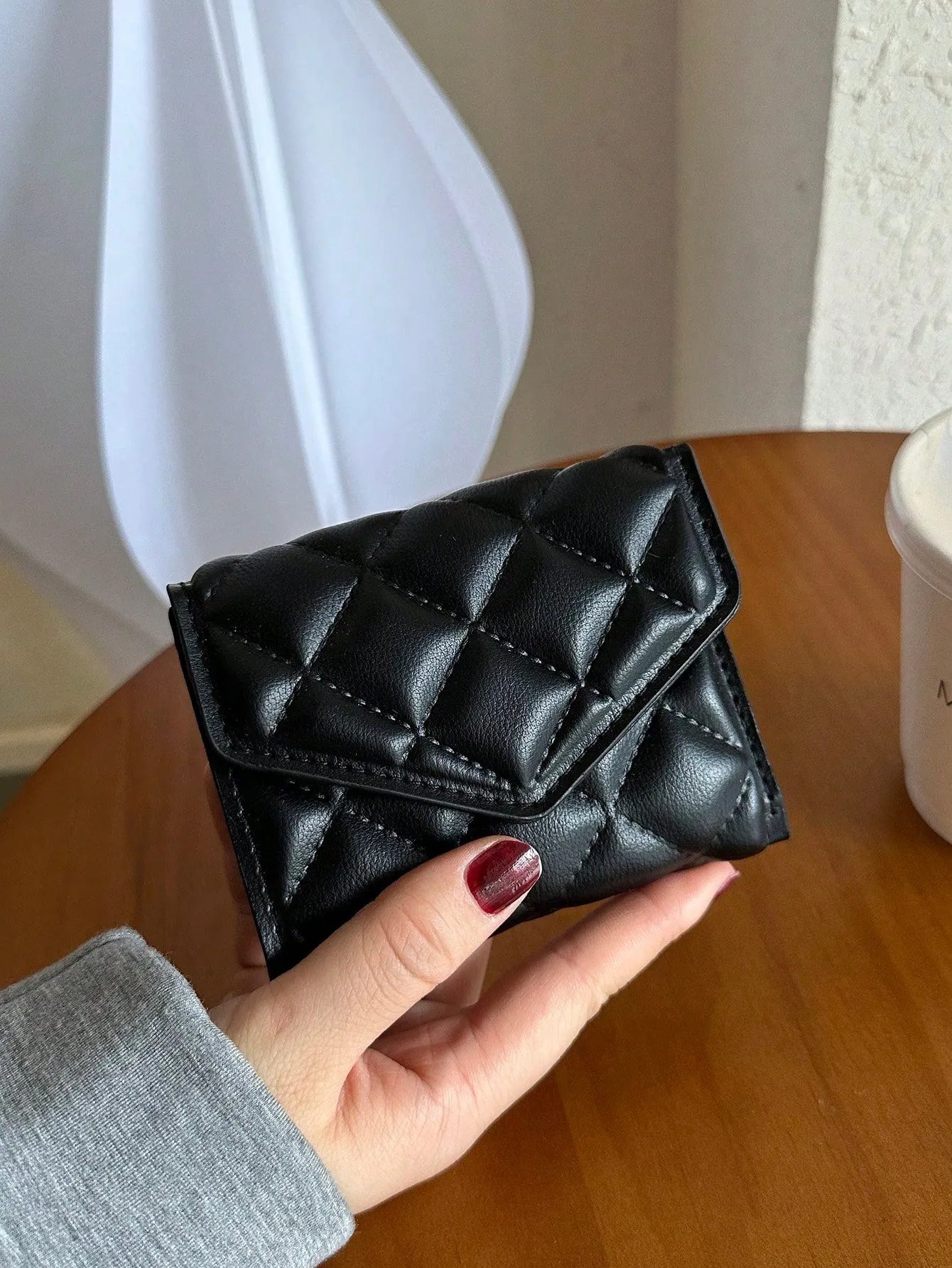 Quilted Diamond Short Wallet