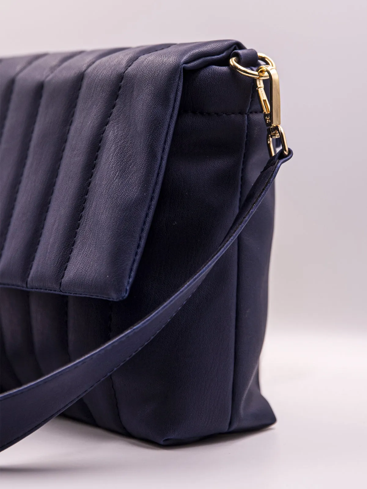 Quilted Pattern Flap Slouch Bag With Link Chain Strap - Blue - FD ⚡