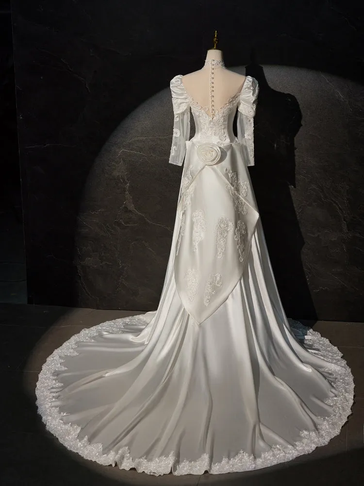 Satin Gorgeous Vintage Long Sleeves Appliques Wedding Dresses
