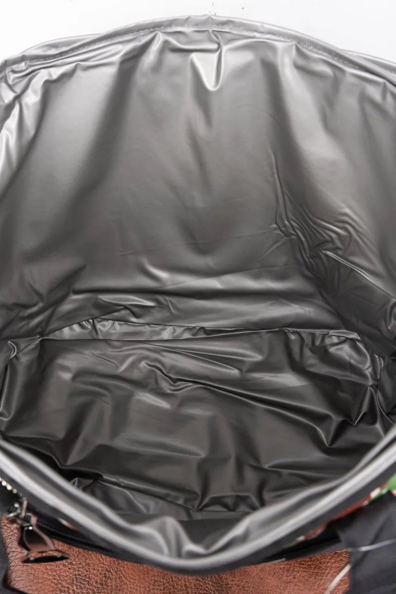 The Gridiron and Black Cooler Tote with Lid