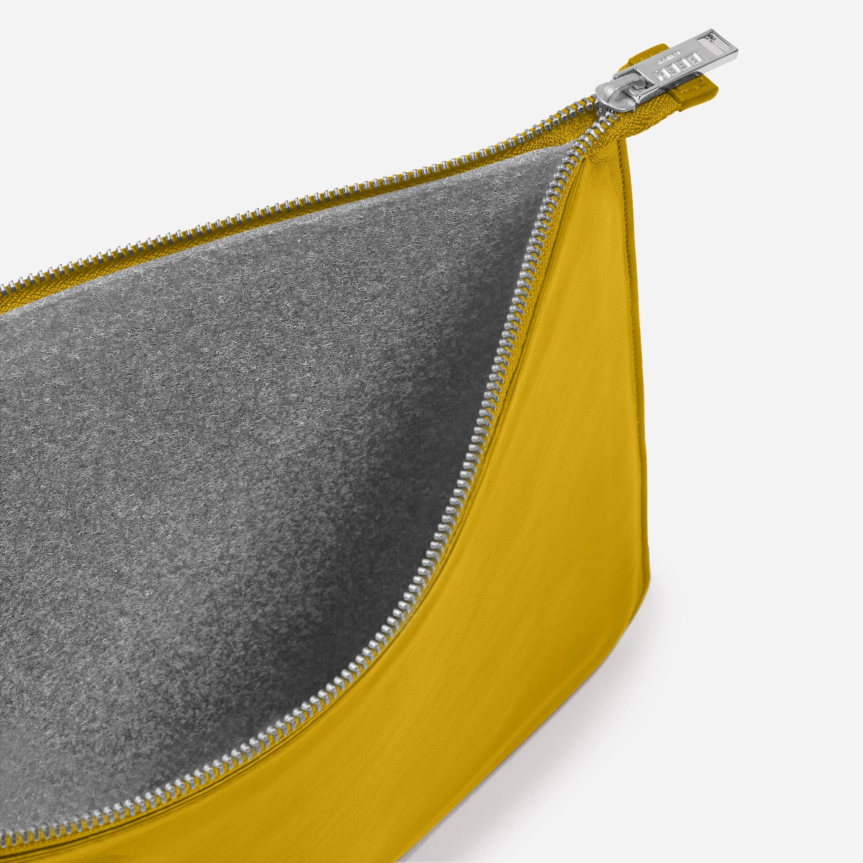 Yael Pouch