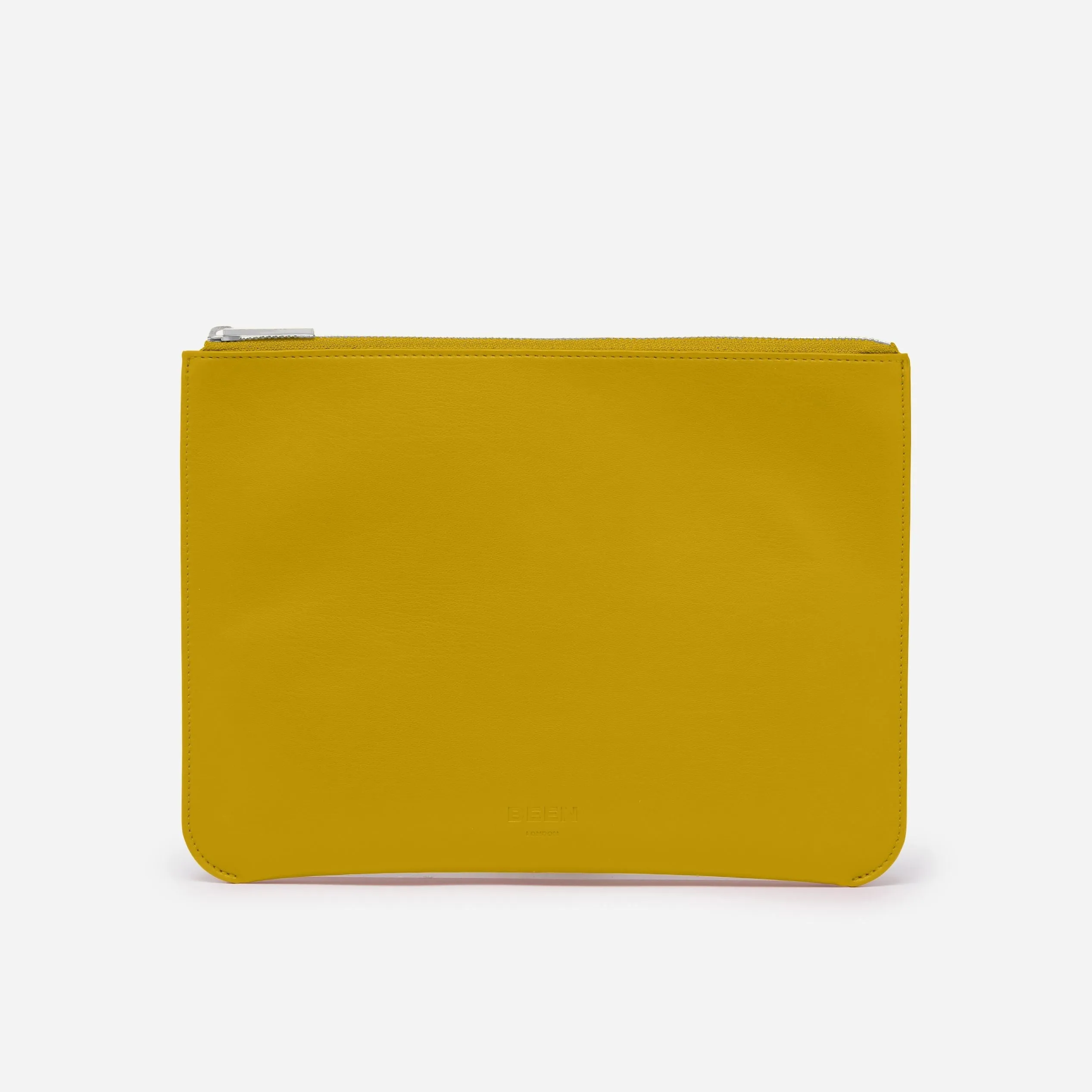 Yael Pouch